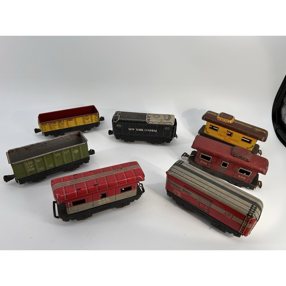 Vintage 1950s Marx Tin Litho Train Set New York Central Lot Of 7 Train Cars